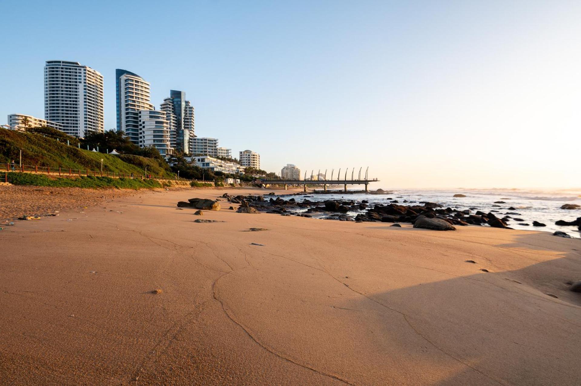 Luxurious Umhlanga Penthouse Beacon Rock 323 With Inverter Apartment Durban Exterior photo